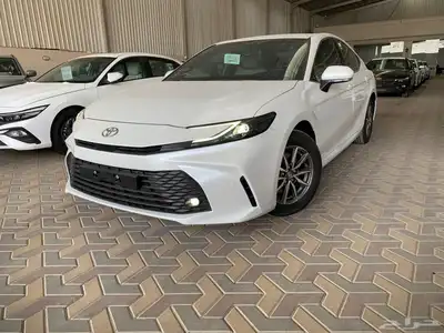 متوفر كامري 2025 استاندر اصفار وارد عبدالطيف تسليم فوري 0