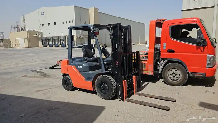 فوركلفت رافعة شوكية للايجار تاجير رافعات شوكية يومي شهري 2