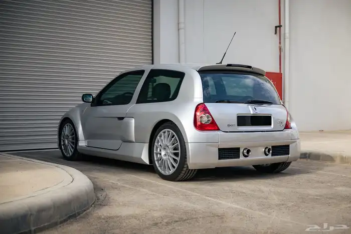رينو كليو V6 2