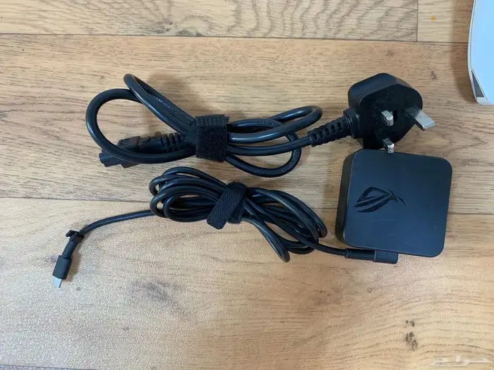 اسوس روغ كمبيوتر محمول للبيع 2