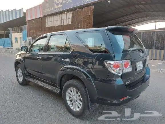 فورتشنر 2015 عداد قليل تم البيع تم البيع 9