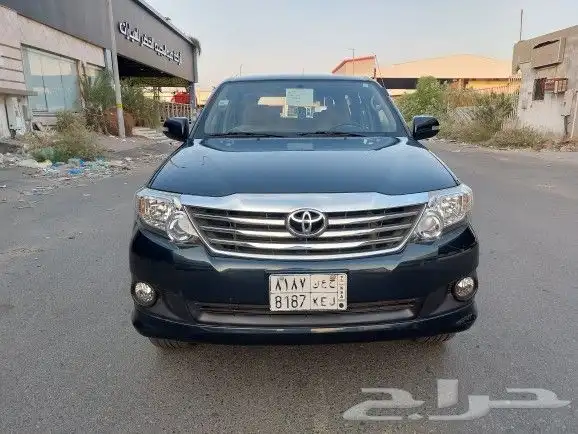 فورتشنر 2015 عداد قليل تم البيع تم البيع 1