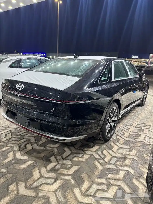 هونداي ازيرا بريميوم 4