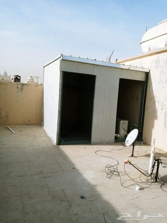 مظلات وسواتر وساندوتش بانل 2