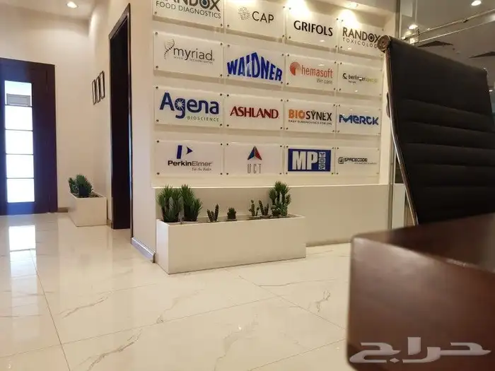 استكير بنر أعلام لوحات مطبوعات ورقية كلادينغ 9