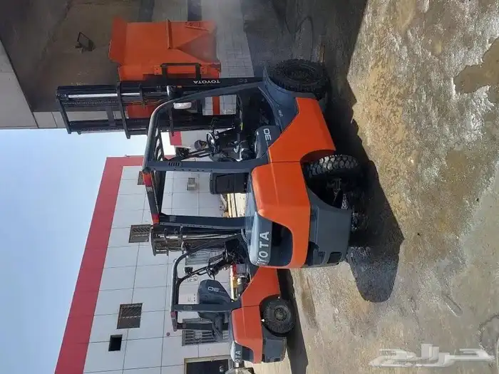 فوركلفت رافعة شوكية للايجار تاجير رافعات شوكية يومي شهري 1