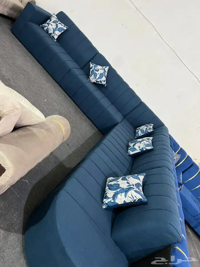 كنب حرف ال 3ونص في 3ونص ب1200  فقط شامل التوصيل 3