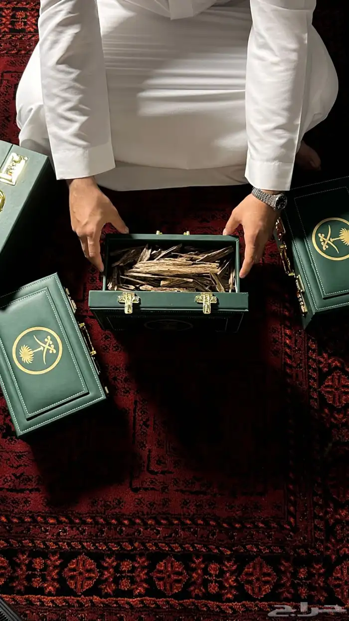 صناديق جلد ايطالي فاخرة للاهداء 2
