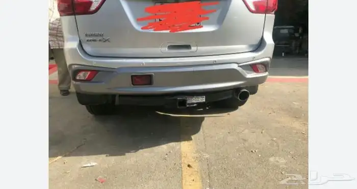 هوك خلفي ايسوزو جيب mux نوعيه ممتازه تركب مسمار الوكاله 2