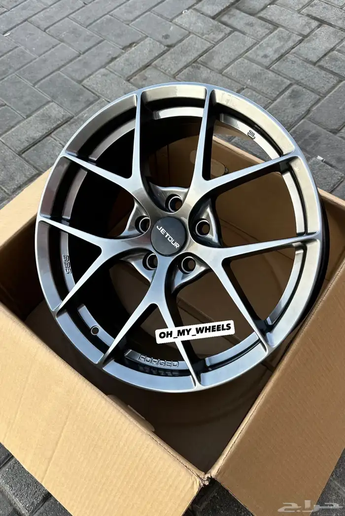 جنوط جيتور T2 مقاس 18 مع كفرات بالون 7