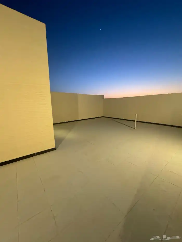 دور علوي معى ملحق للبيع 22