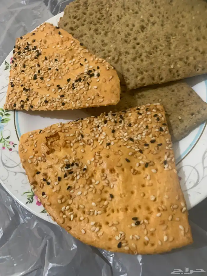 مقرمشات من الخبز ومعجنات 0