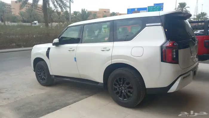 نيسان باترول 2025 للايجار 2