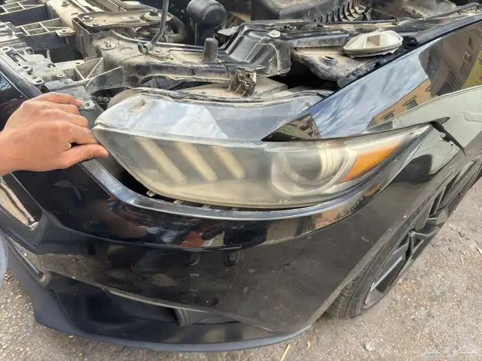 تغير غطاء زجاج شمعات الأمامي موستنج 0