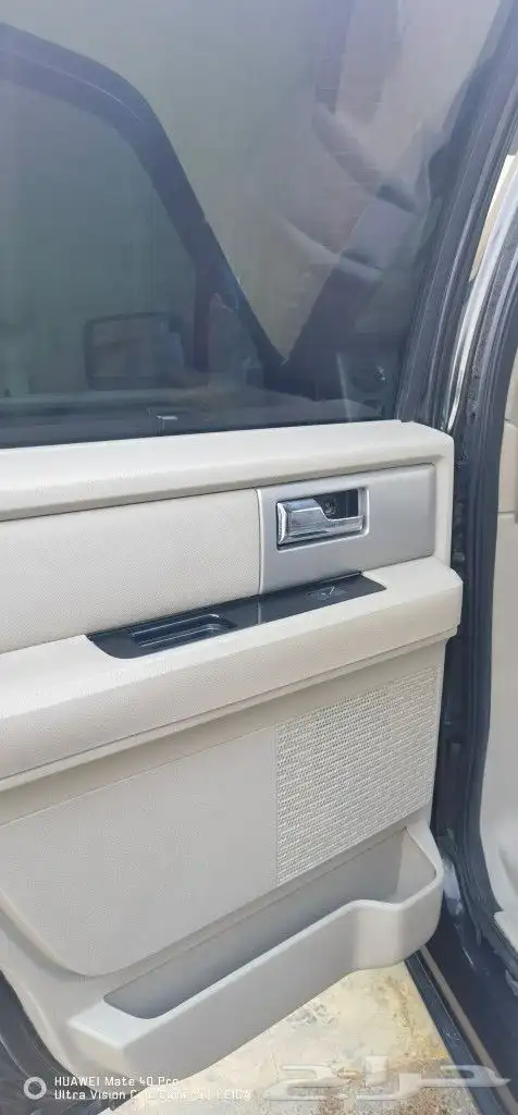 فورد اكسبيديشن 2011 8