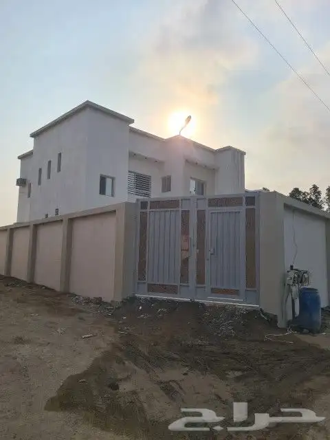 بيت للبيع في الدرب 0