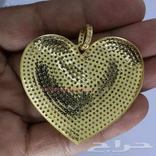 قلادة قلب ألماس طبيعي 1