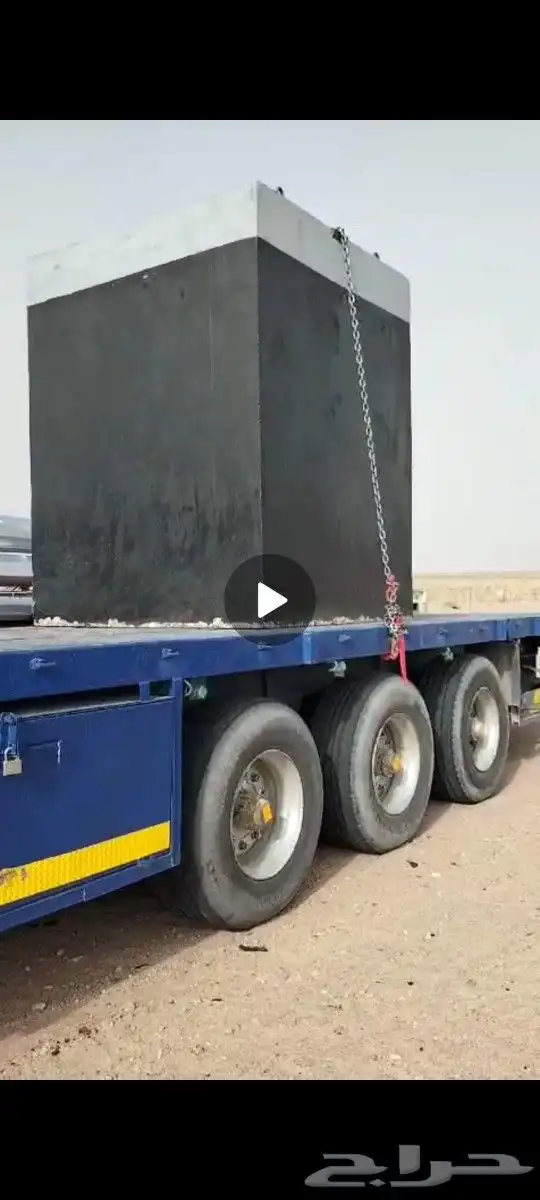 تريله شاحنه لنقل البضايع 0