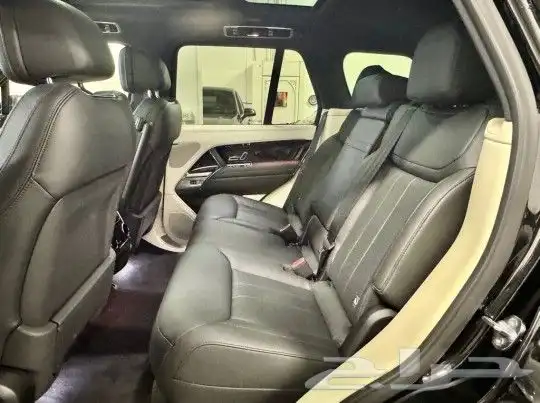 رانج روفر Land Rover Range Rover P530 SE SWB موديل 2023 9