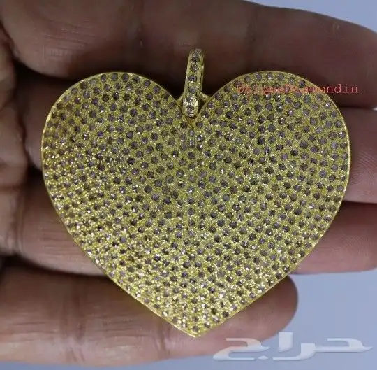 قلادة قلب ألماس طبيعي 2