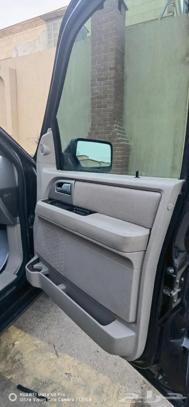 فورد اكسبيديشن 2011 14