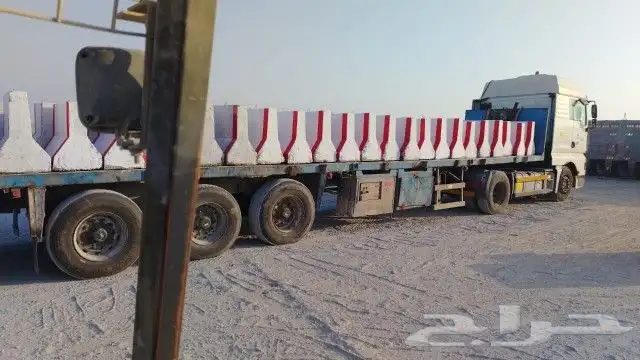 حواجز خرسانية وصبيات 1