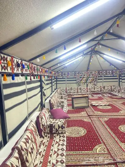 بيوت شعر ع هيكل حديد كامل بدون اطناب 25