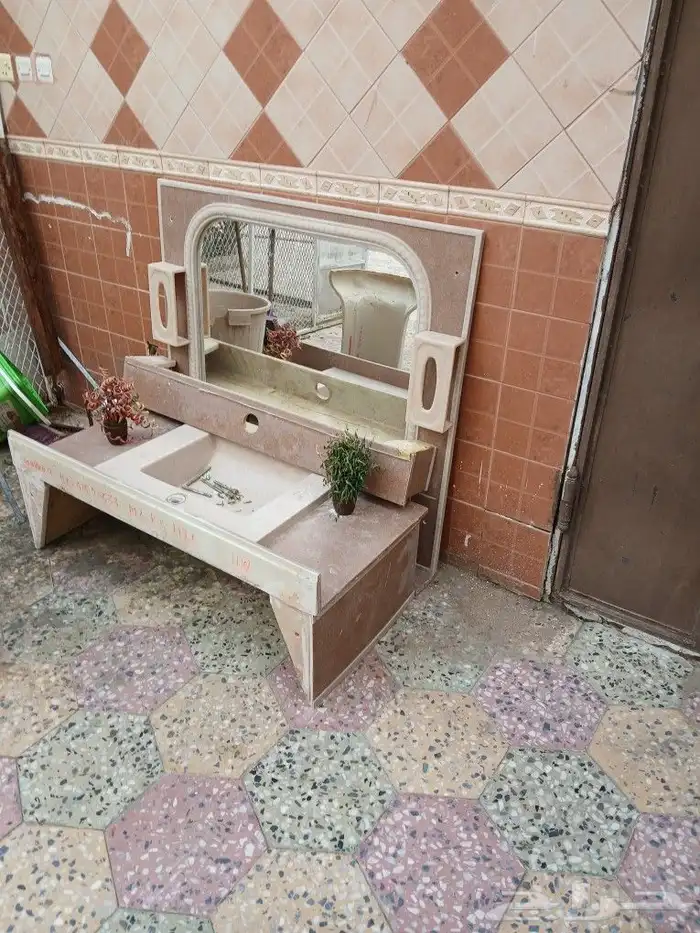 مغسلة رخام مستعملة 1