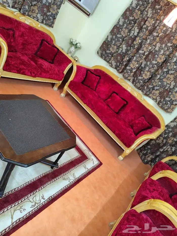 كنب نظيف و مرتب جدا  للبيع 5