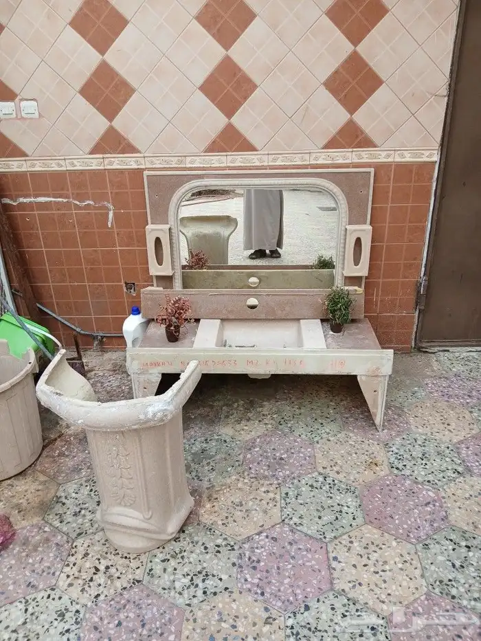 مغسلة رخام مستعملة 0