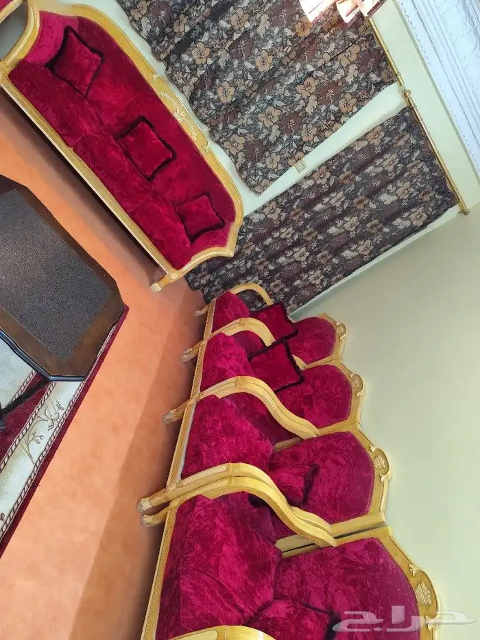 كنب نظيف و مرتب جدا  للبيع 4