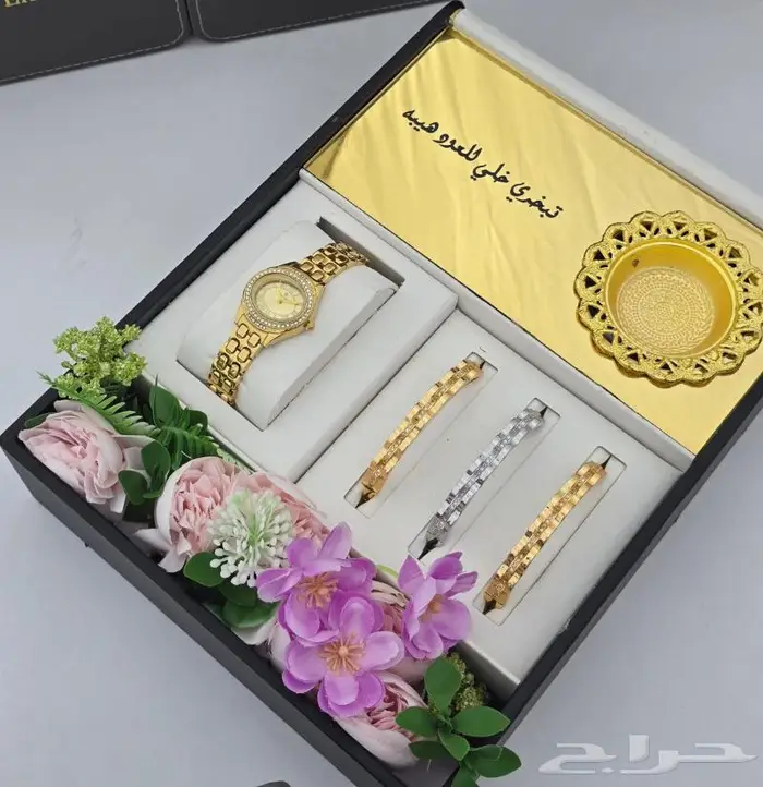 هدايا فخمة ساعة مع مبخرة 7