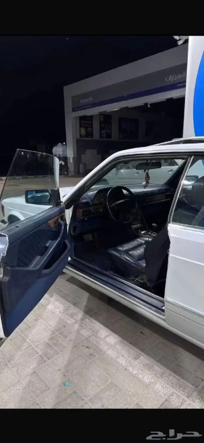 مرسيدس 560 كوبيه 10