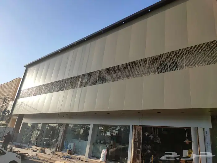 جميع أعمال الحفر والتقطيع باليز وجهات كلادينك حروف مضئ 1