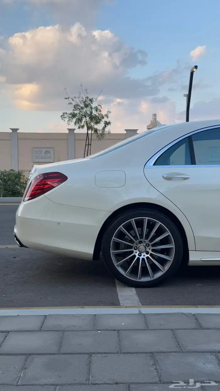 تم البيع مرسيدس S500 فل كامل 6 أزرار 2015 21