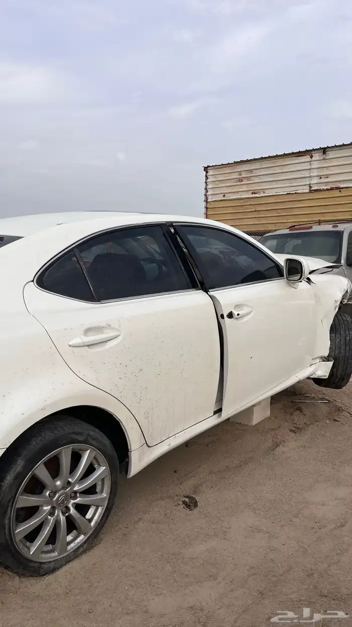 قطع غيار لكسز is 2009 2