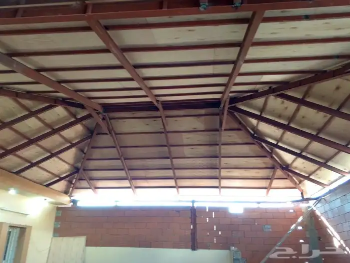 قرميد أحمر 7