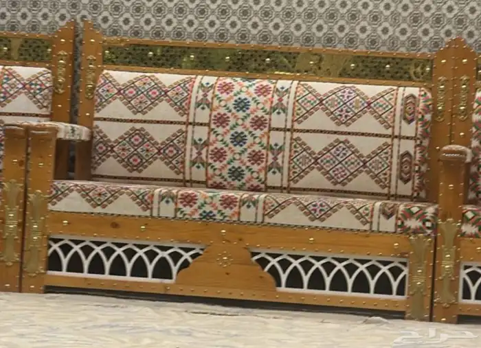 متخصصون في جلسات الخشب خارجية وداخليه 2