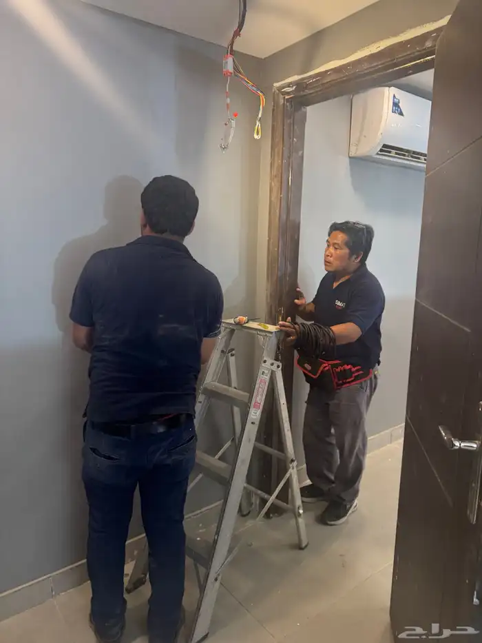 تركيبات انظمة الكاميرات CCTV INSTALLATION 2