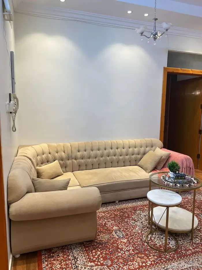 كنب مستخدم نظيف 1