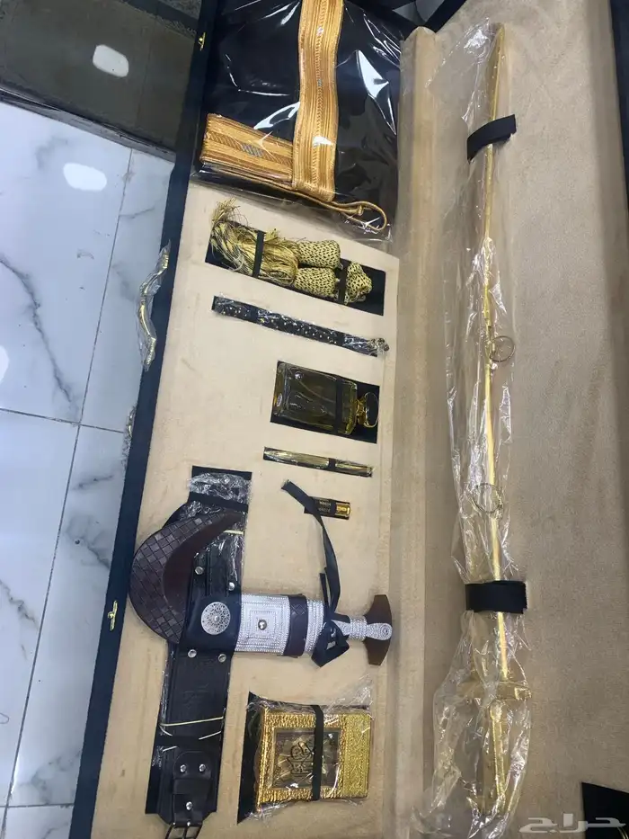 طقم هدايا رجالي فاخر 4