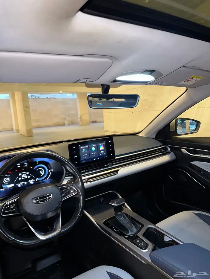 للبيع جيلي ام قراند 2023 م 8