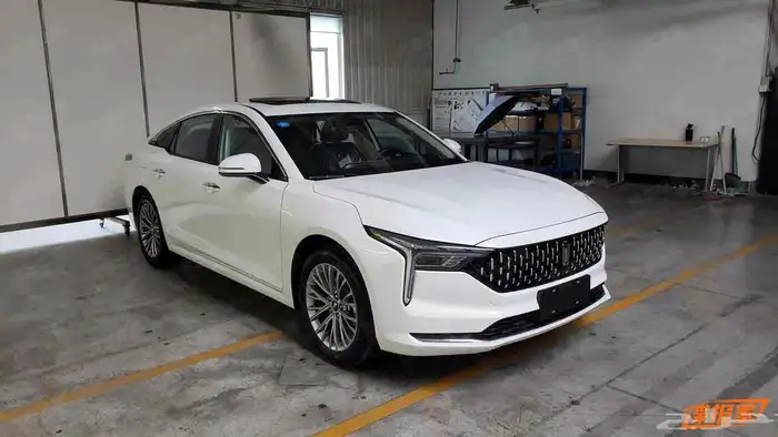شمعة فاو B70 1