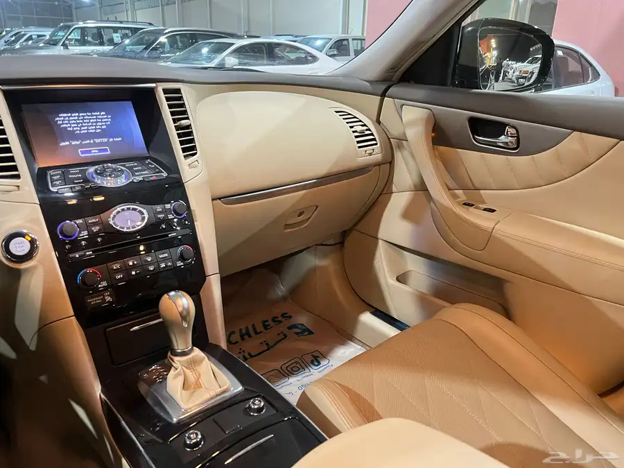 انفنتي QX70 موديل 2019 مخزن عداد 85 الف ( تم البيع ) 16