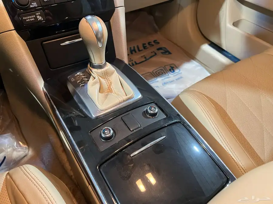 انفنتي QX70 موديل 2019 مخزن عداد 85 الف ( تم البيع ) 18