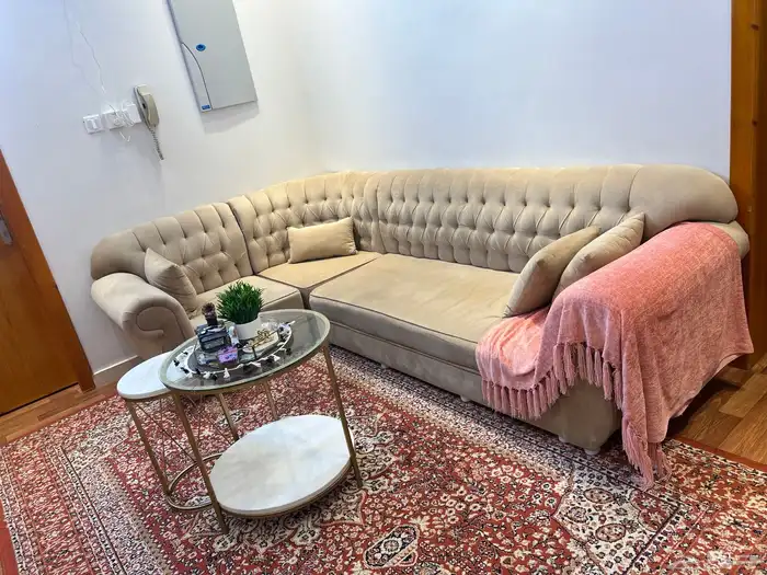 كنب مستخدم نظيف 0