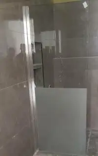 تركيب جميع انواع الزجاج السكريت خميس مشيط 6