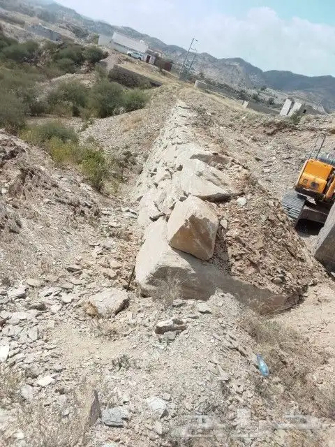 يتواجد لادين بكلينت لبن الحجر وقص ارضي وشيل ردميه وسوقين بوك 1