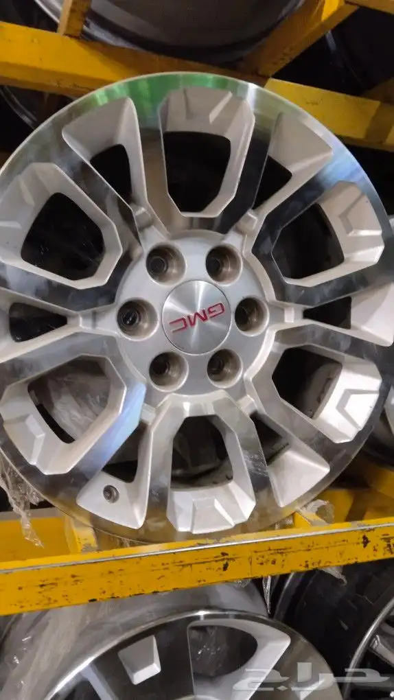 جنوط جمس يوكن اصلي مقاس 18 وكاله نضيف 3