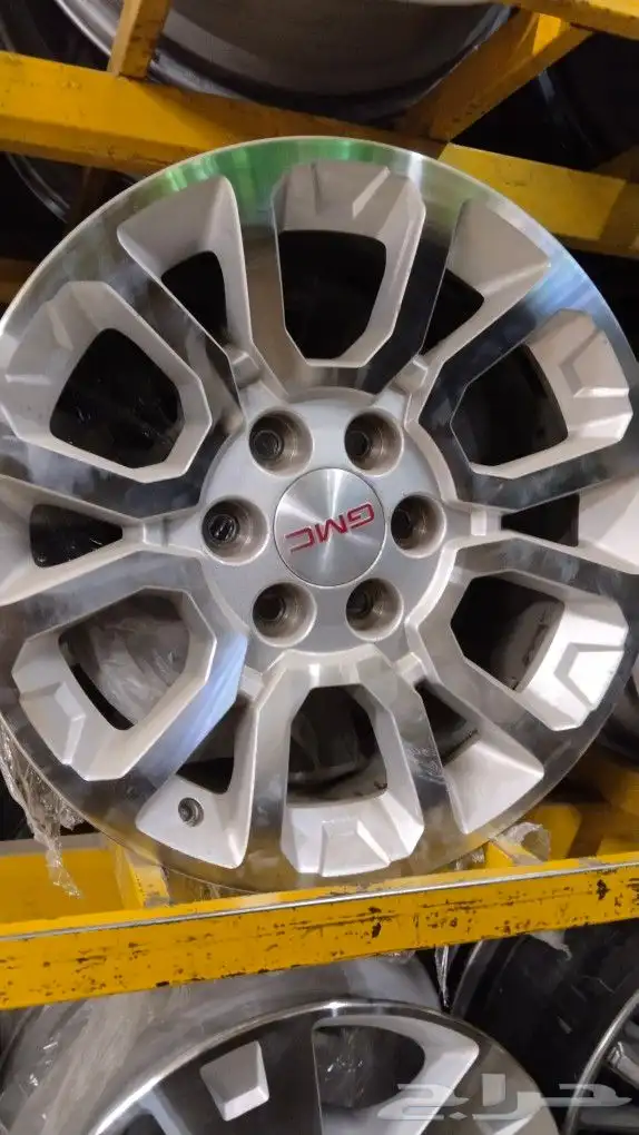 جنوط جمس يوكن اصلي مقاس 18 وكاله نضيف 0